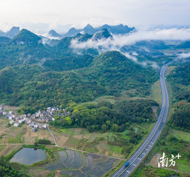 連州境內已有三條高速。黃慧誠 攝