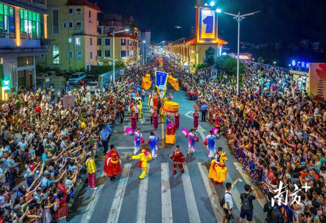 “到連州過周末 到連州吃宵夜”成為旅游品牌。丘貴星 攝