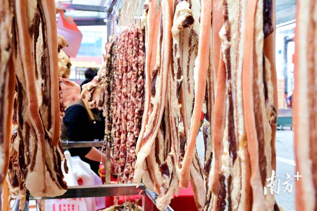 東陂臘味的醇香早已穿越三百余年時光。黃瀅 攝