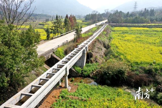 連州市西岸鎮(zhèn)蘭管水庫灌區(qū)石馬渡槽重建后。連州水利局 供圖